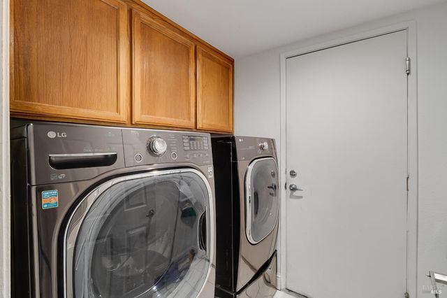 257 Valley Oak Ln, Vallejo, CA 94591