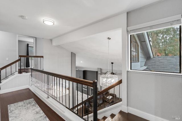 257 Valley Oak Ln, Vallejo, CA 94591