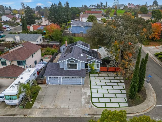 257 Valley Oak Ln, Vallejo, CA 94591