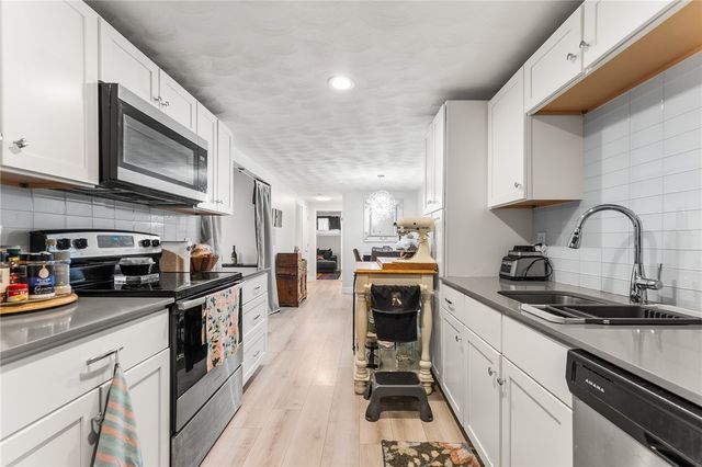 300 Smithfield Road 2-16, North Providence, RI 02904