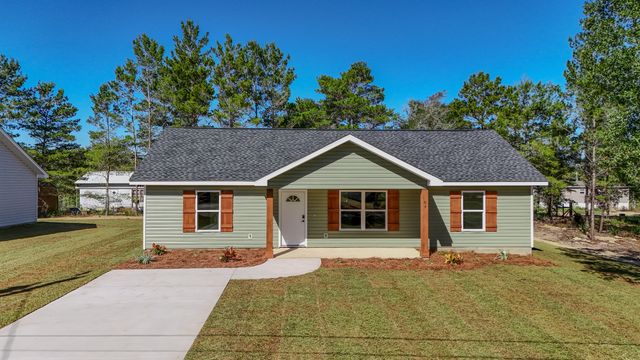 84 W Oleander Avenue, Defuniak Springs, FL 32433