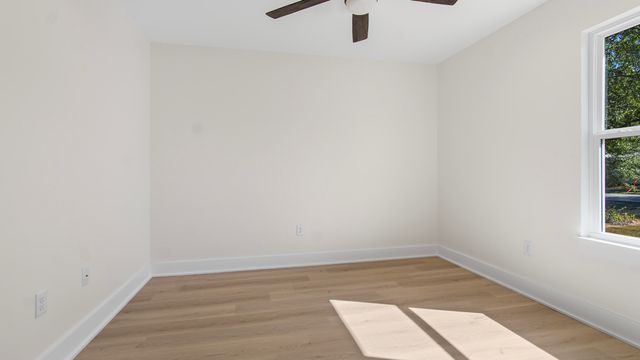 84 W Oleander Avenue, Defuniak Springs, FL 32433