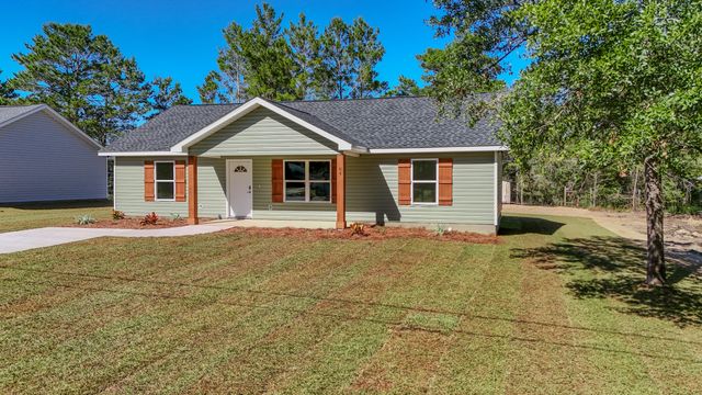 84 W Oleander Avenue, Defuniak Springs, FL 32433