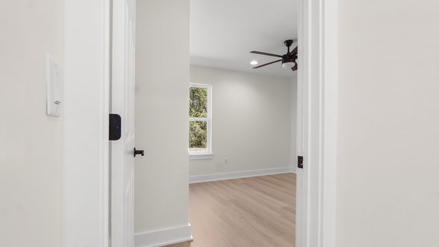 84 W Oleander Avenue, Defuniak Springs, FL 32433