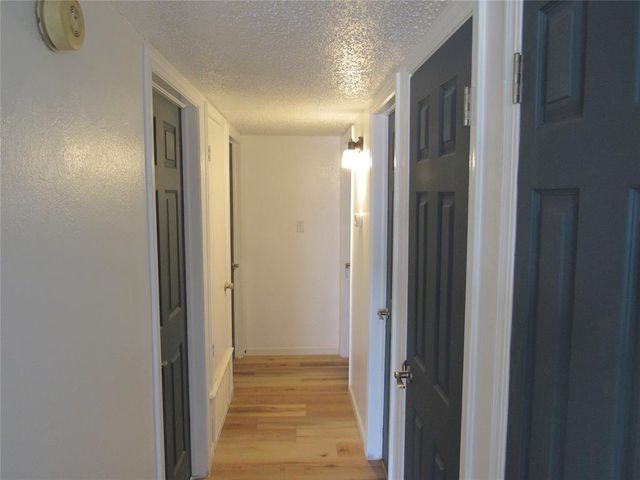 105 Stonewood Drive, Noble, OK 73068
