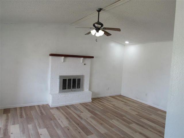 105 Stonewood Drive, Noble, OK 73068