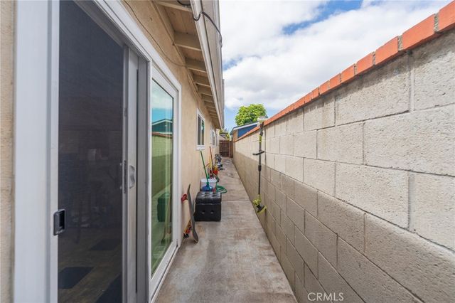 851 W Crestwood, San Pedro, CA 90731