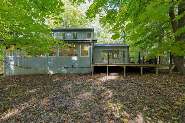 39 Camp Madron Road, Buchanan, MI 49107