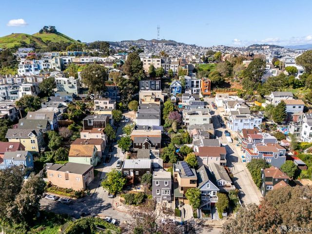 344 Holladay Avenue, San Francisco, CA 94110