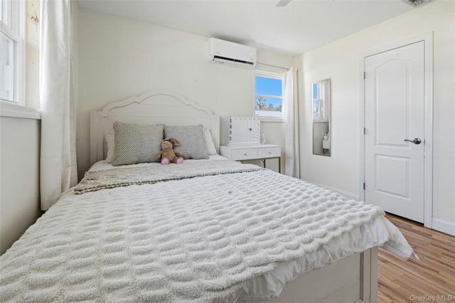 26 Patrician Street, Holbrook, NY 11741