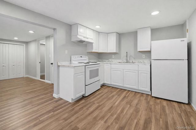 26 Patrician Street, Holbrook, NY 11741