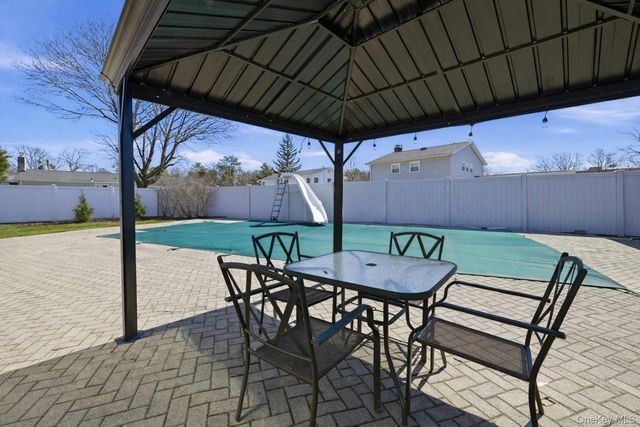 26 Patrician Street, Holbrook, NY 11741