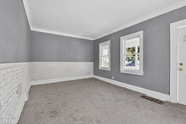 218 Dexter Street, Toledo, OH 43608