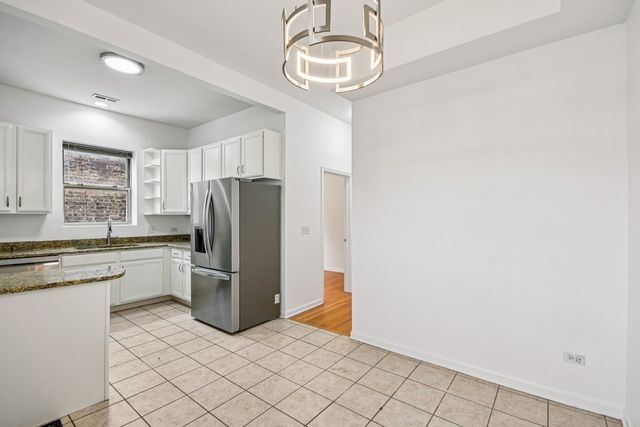 4644 S Prairie Avenue 2N, Chicago, IL 60653