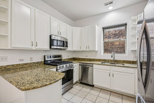 4644 S Prairie Avenue 2N, Chicago, IL 60653
