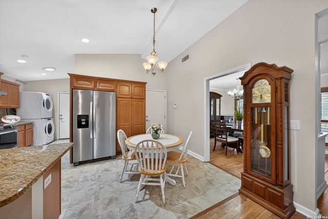 121 Fort Wayne, Universal City, TX 78148