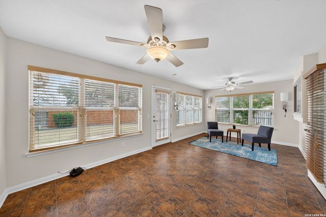 121 Fort Wayne, Universal City, TX 78148