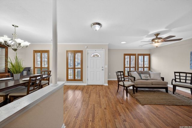 121 Fort Wayne, Universal City, TX 78148