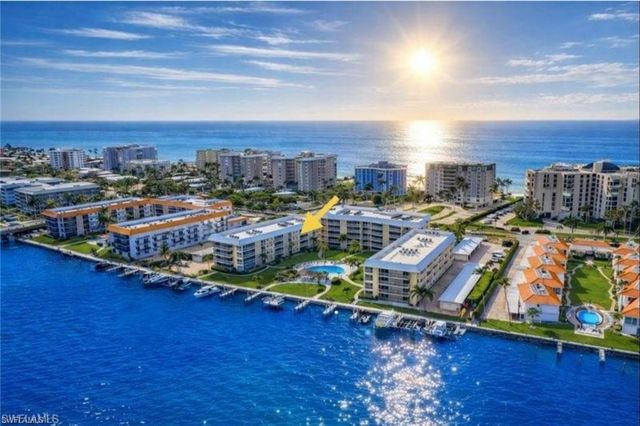 3000 Gulf Shore BLVD N # 212, Naples, FL 34103