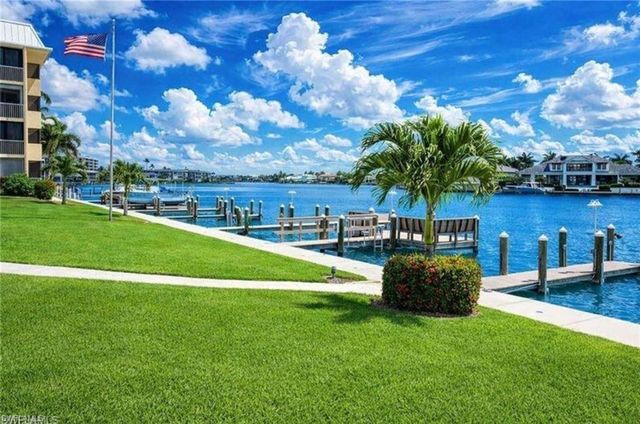 3000 Gulf Shore BLVD N # 212, Naples, FL 34103