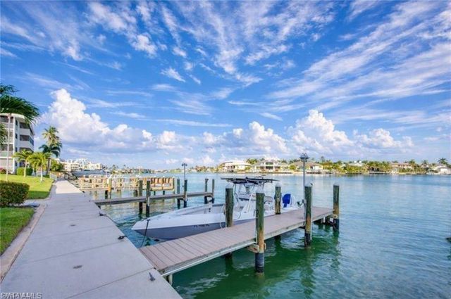 3000 Gulf Shore BLVD N # 212, Naples, FL 34103