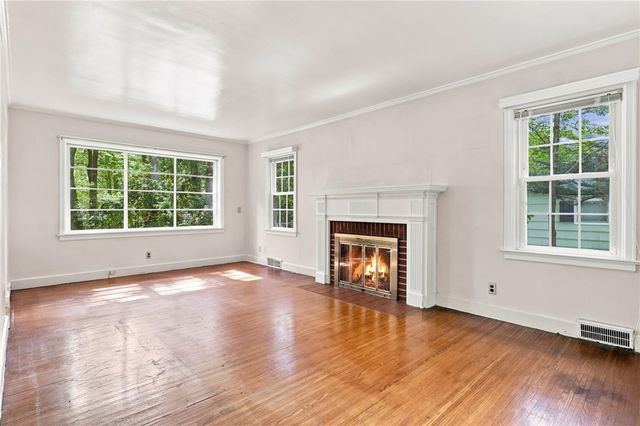 206 Bastian Road, Brighton, NY 14623