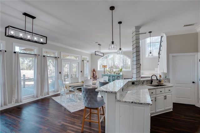 3180 Riverview Pointe Drive, Theodore, AL 36582