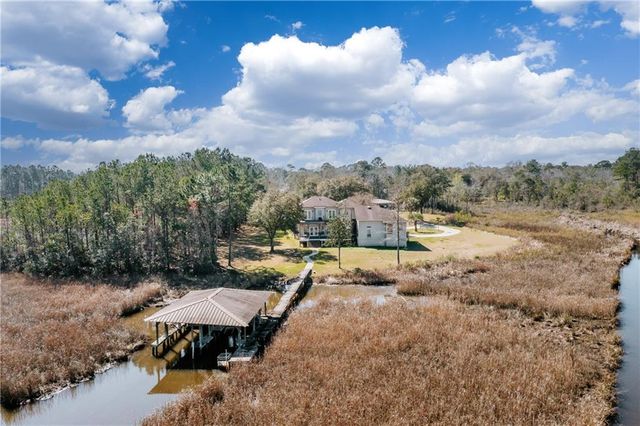 3180 Riverview Pointe Drive, Theodore, AL 36582