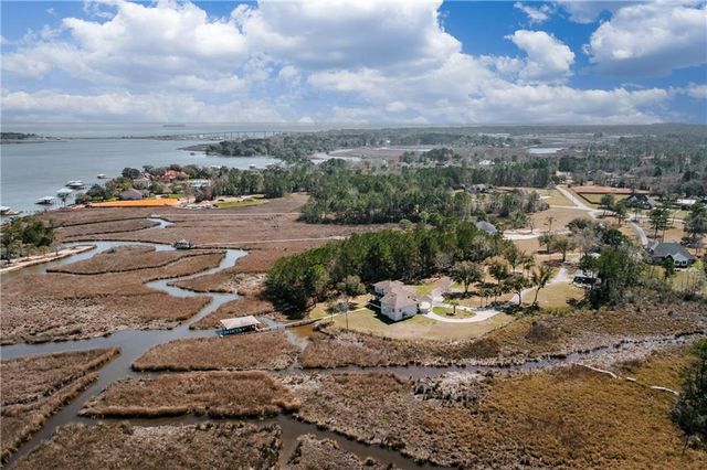 3180 Riverview Pointe Drive, Theodore, AL 36582