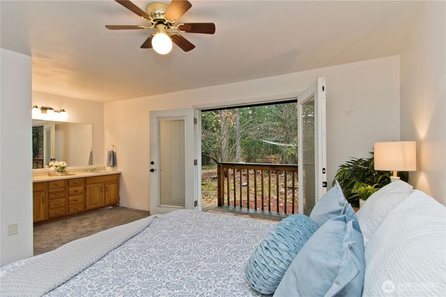 28515 210th Avenue SE, Kent, WA 98042