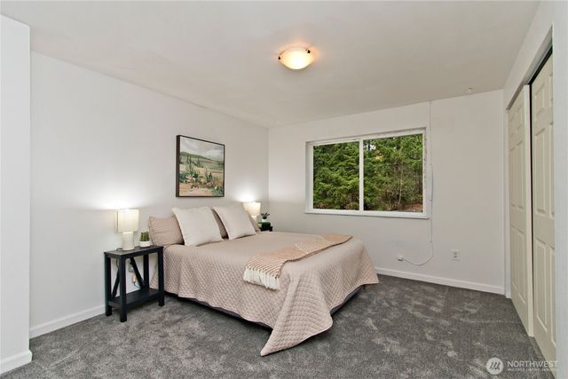 28515 210th Avenue SE, Kent, WA 98042