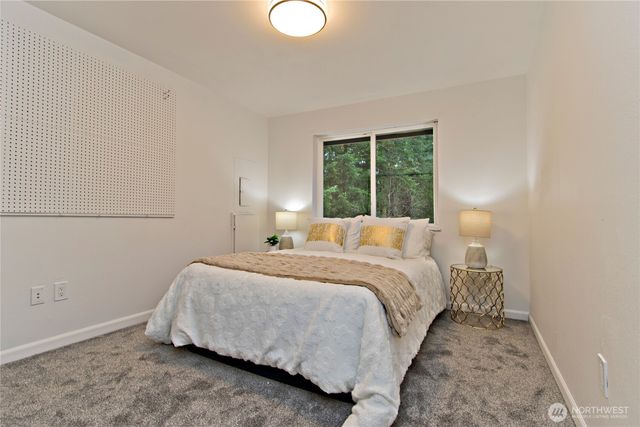 28515 210th Avenue SE, Kent, WA 98042