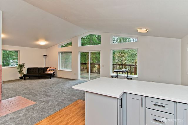 28515 210th Avenue SE, Kent, WA 98042