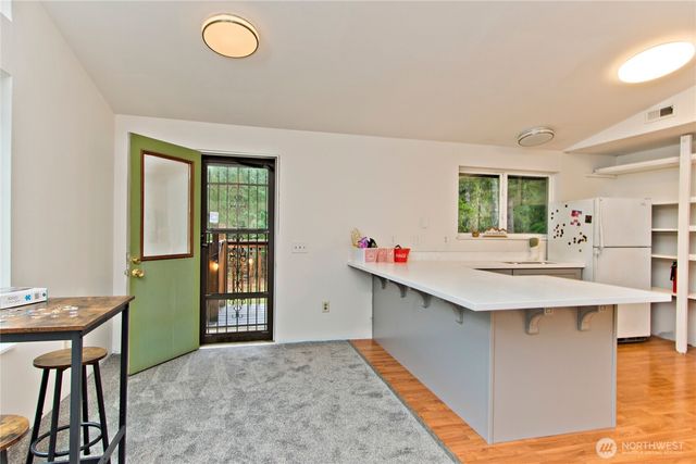 28515 210th Avenue SE, Kent, WA 98042