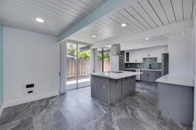 280 Pelican Court, Foster City, CA 94404