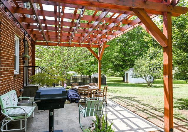 245 Hiwassee Avenue NE, Cleveland, TN 37312