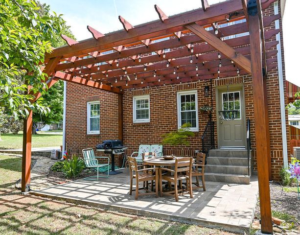 245 Hiwassee Avenue NE, Cleveland, TN 37312
