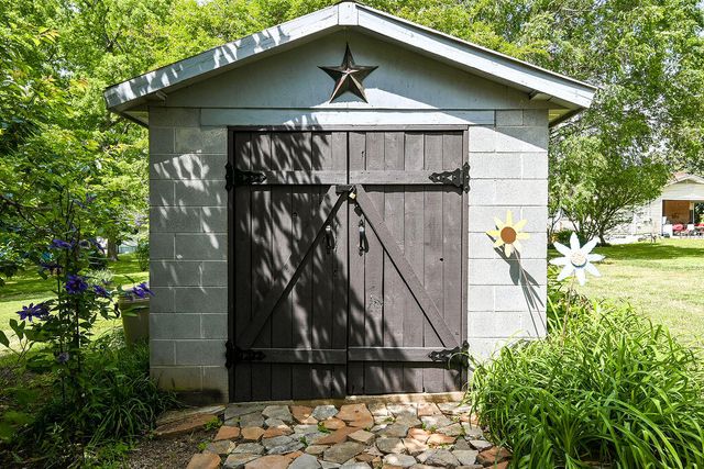 245 Hiwassee Avenue NE, Cleveland, TN 37312
