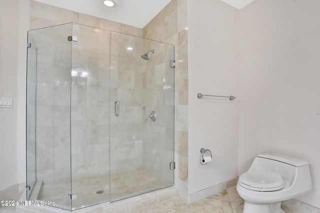 1431 RIVERPLACE Boulevard 1401, Jacksonville, FL 32207
