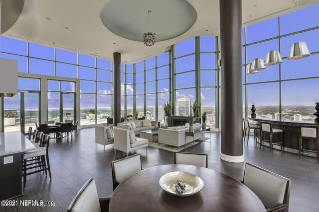 1431 RIVERPLACE Boulevard 1401, Jacksonville, FL 32207