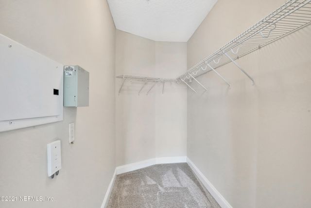 1431 RIVERPLACE Boulevard 1401, Jacksonville, FL 32207