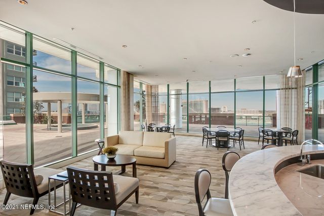 1431 RIVERPLACE Boulevard 1401, Jacksonville, FL 32207