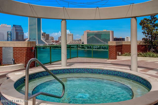 1431 RIVERPLACE Boulevard 1401, Jacksonville, FL 32207
