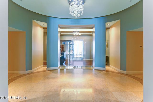 1431 RIVERPLACE Boulevard 1401, Jacksonville, FL 32207