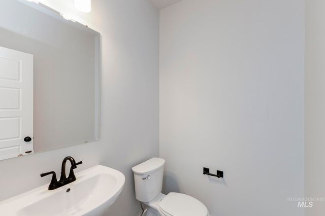 5390 W Yarnell St, Eagle, ID 83616