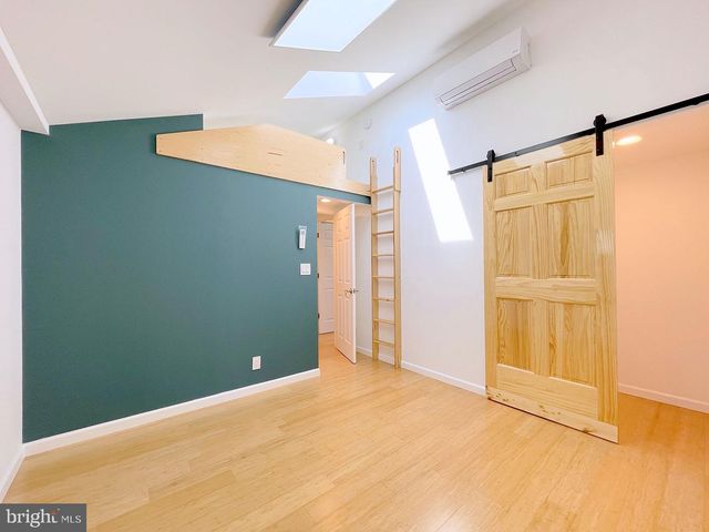 748 CATHARINE ST, Philadelphia, PA 19147