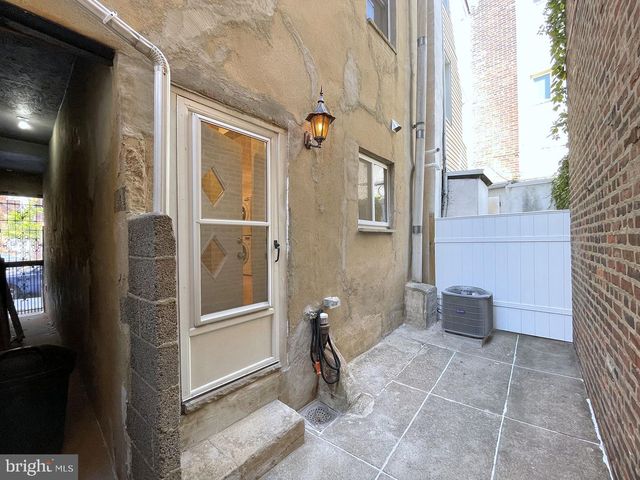 748 CATHARINE ST, Philadelphia, PA 19147