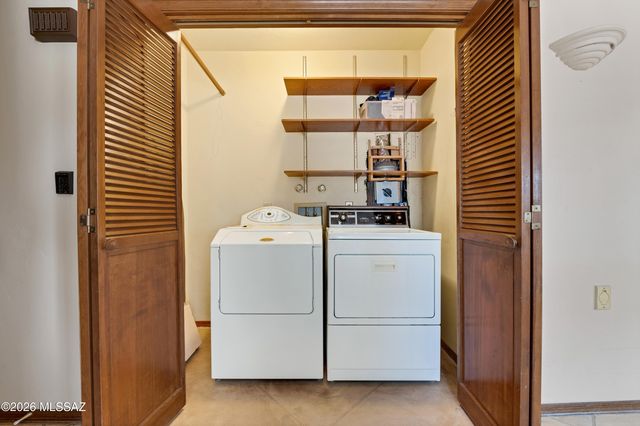 3990 N Ridgecrest Drive, Tucson, AZ 85750
