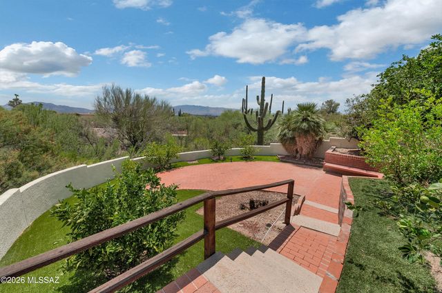 3990 N Ridgecrest Drive, Tucson, AZ 85750