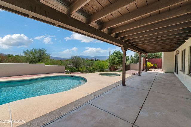 3990 N Ridgecrest Drive, Tucson, AZ 85750